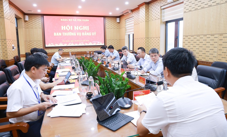 Xã Yên Xuân tổ chức Hội nghị Ban Thường vụ Đảng ủy nhằm thảo luận, thống nhất một số nội dung quan trọng...- Ảnh 4.