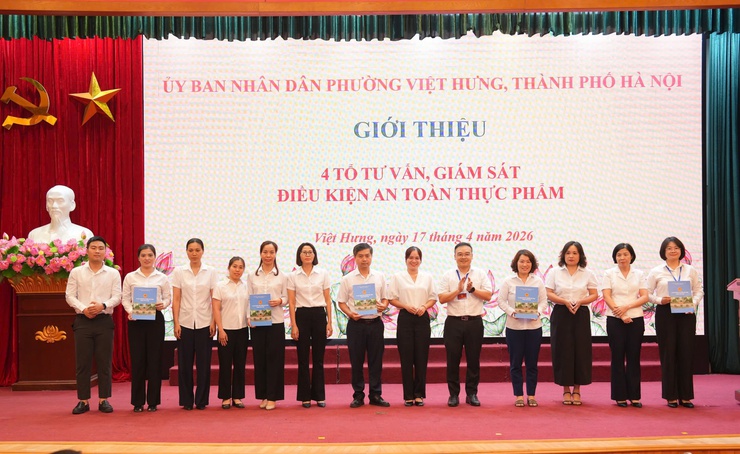 PHƯỜNG VIỆT HƯNG TỔNG LỰC RA QUÂN THÁNG HÀNH ĐỘNG VÌ AN TOÀN THỰC PHẨM 2026: QUẢN LÝ BẰNG MÔ HÌNH, KIỂM SOÁT BẰNG DỮ LIỆU- Ảnh 7.