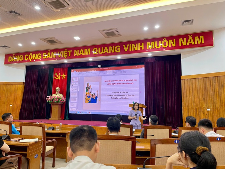 Công đoàn phường Việt Hưng, Phúc Lợi phối hợp tổ chức Hội nghị tập huấn phương pháp, kỹ năng hoạt động công đoàn trong tình hình mới- Ảnh 5.