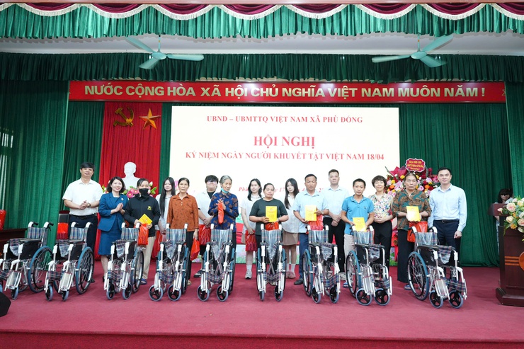 Xã Phù Đổng tổ chức Hội nghị kỷ niệm Ngày người khuyết tật Việt Nam 18/4. - Ảnh 8.