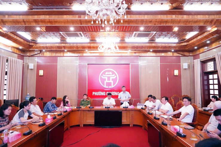 Chương Mỹ đối thoại, tháo gỡ khó khăn trong công tác giải phóng mặt bằng dự án Quốc lộ 6- Ảnh 1.