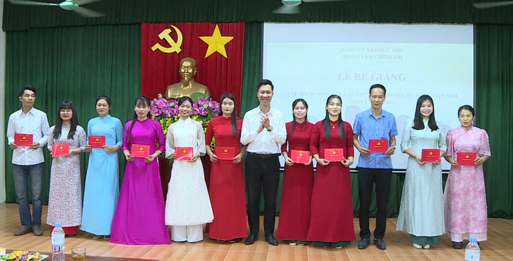 Lễ bế giảng lớp bồi dưỡng lý luận chính trị dành cho đảng viên mới khóa I năm 2026- Ảnh 10.