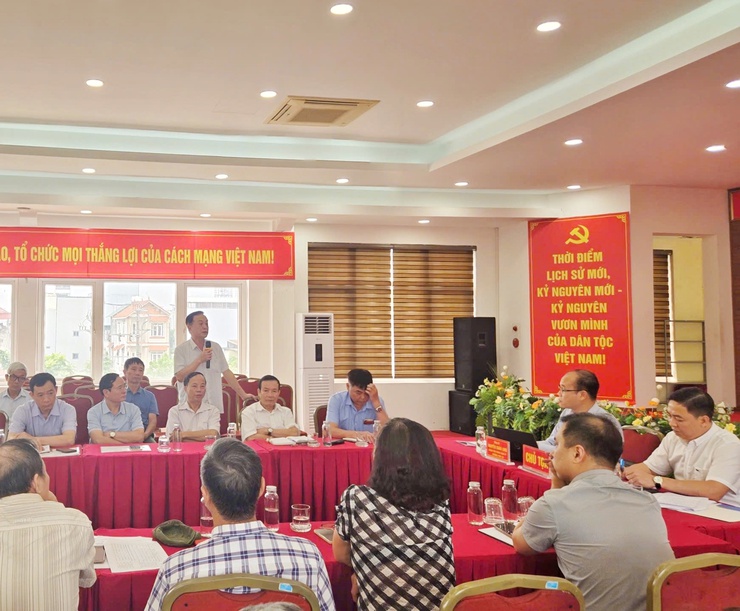 Hội nghị Toạ đàm về ban hành Nghị quyết, Kết luận của chi bộ sau kỳ họp hằng tháng; hướng dẫn một số nội dung về thu, nộp đảng phí- Ảnh 4.