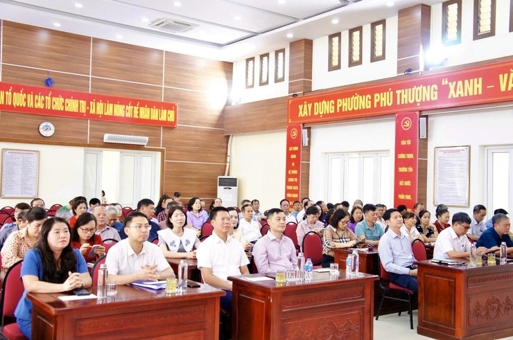 Phường Phú Thượng tổ chức hội nghị thông tin thời sự trong nước và thế giới quý I năm 2026- Ảnh 1.