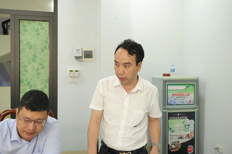 Thường trực Đảng ủy xã Thiên Lộc làm việc với Trung tâm Dịch vụ tổng hợp xã về công tác lãnh đạo, chỉ đạo thực hiện các nhiệm vụ, đánh giá tình hình, kết quả công tác quí I; phương hướng, nhiệm vụ quí II/2026.- Ảnh 5.