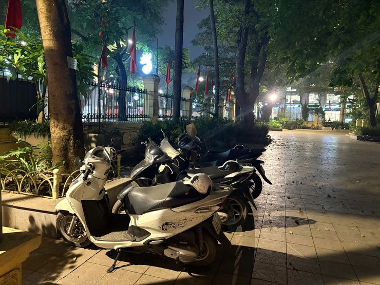 PHƯỜNG CỬA NAM DUY TRÌ TRÔNG GIỮ XE MIỄN PHÍ CUỐI TUẦN- Ảnh 4.