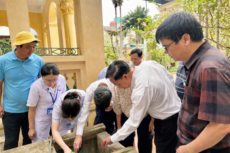 Chung tay vệ sinh môi trường, chủ động phòng chống dịch bệnh- Ảnh 3.