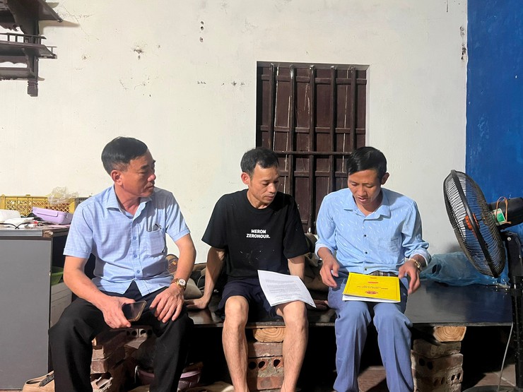 Hòa Lạc họp nghe báo cáo tiến độ GPMB Dự án Khu Công nghệ cao, Dự án cải tạo, nâng cấp đường tỉnh lộ 420 và rà soát quỹ đất tái định cư- Ảnh 4.