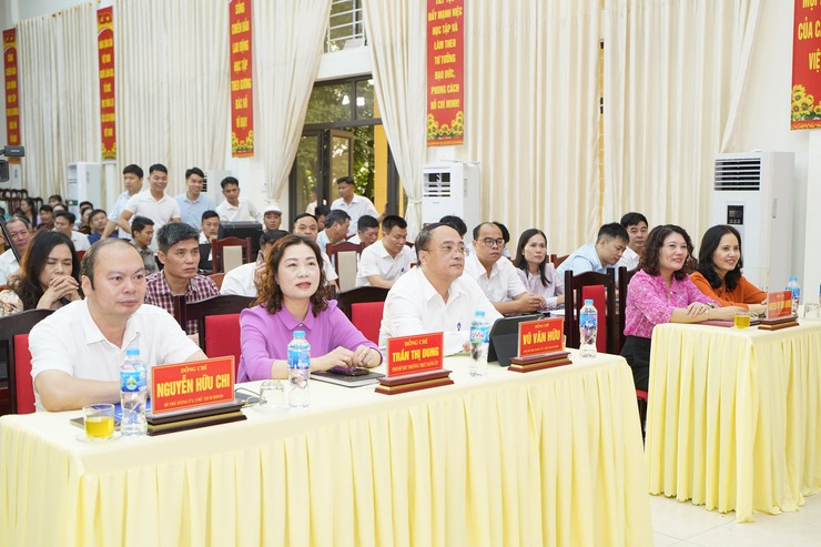 Sôi nổi khai mạc Hội thi "Chuyên Mỹ chung tay khắc phục 5 điểm nghẽn, xây dựng Thủ đô Hà Nội xanh, văn minh, hiện đại và phát triển bền vững"- Ảnh 2.