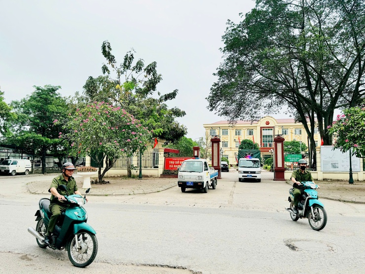 Nam Phù - giải pháp căn cơ để tháo gỡ "điểm nghẽn" về trật tự đô thị- Ảnh 3.