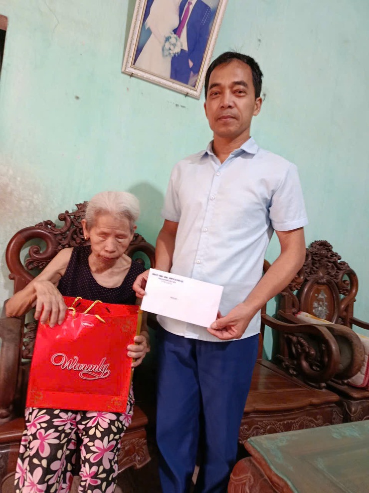 Phúc Lộc: Thăm, tặng quà người khuyết tật đặc biệt có hoàn cảnh khó khăn nhân dịp kỷ niệm 28 năm Ngày Người khuyết tật Việt Nam (18/4/1998 – 18/4/2026)- Ảnh 3.