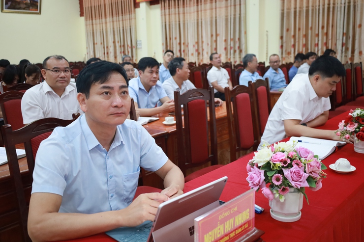 Xã Minh Châu tham dự hội nghị toàn quốc nghiên cứu, học tập, quán triệt Nghị quyết Hội nghị lần thứ Hai – Ban Chấp hành Trung ương Đảng khóa XIV.- Ảnh 4.