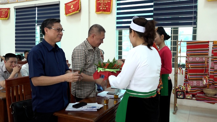 Du lịch cộng đồng Mường Cốc ( xã Mỹ Đức) – điểm hẹn “ Hương sen ngát núi, tình người nồng nàn”- Ảnh 18.