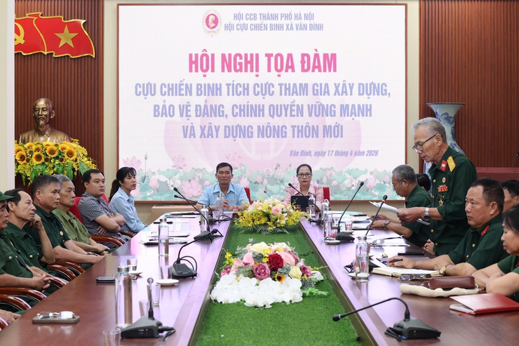 Hội nghị tọa đàm CCB xã Vân Đình góp ý xây dựng Đảng, chính quyền và nông thôn mới- Ảnh 1.