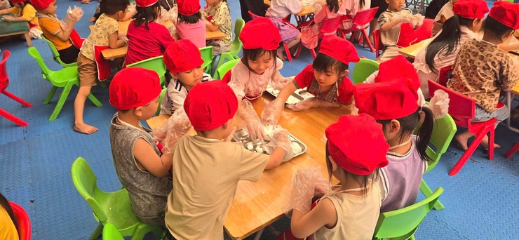 NGÀY HỘI SẮC MÀU – LAN TỎA YÊU THƯƠNG, NUÔI DƯỠNG TUỔI THƠ- Ảnh 6.