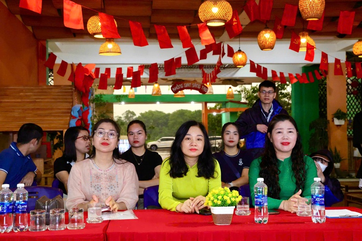 Trường Mầm non Thụy Lâm tưng bừng tổ chức Ngày hội thể thao năm học 2025–2026- Ảnh 1.