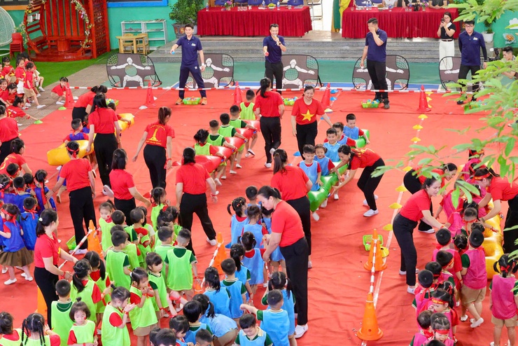 Trường Mầm non Thụy Lâm tưng bừng tổ chức Ngày hội thể thao năm học 2025–2026- Ảnh 11.