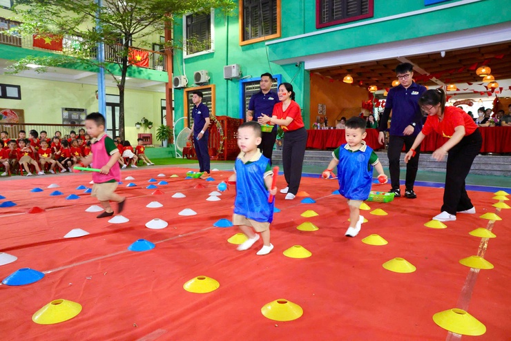 Trường Mầm non Thụy Lâm tưng bừng tổ chức Ngày hội thể thao năm học 2025–2026- Ảnh 21.