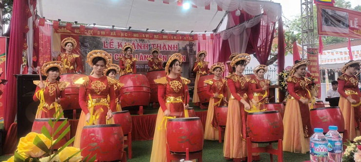 Lễ khánh thành công trình tu bổ, tôn tạo đình - chùa Yên Nhân 
- Ảnh 3.