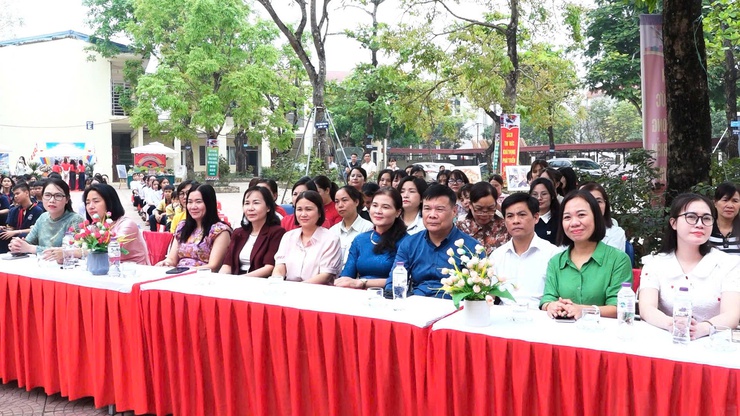 Xã Dân Hòa tổ chức Lễ phát động Ngày Sách và Văn hóa đọc Việt Nam lần thứ 5 và Hội thi xếp sách nghệ thuật năm 2026- Ảnh 5.