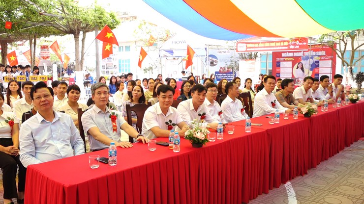 Trường THPT Lương Thế Vinh – Ba Vì tổ chức "Ngày hội STEM - Định hướng nghề nghiệp năm học 2025–2026"- Ảnh 5.