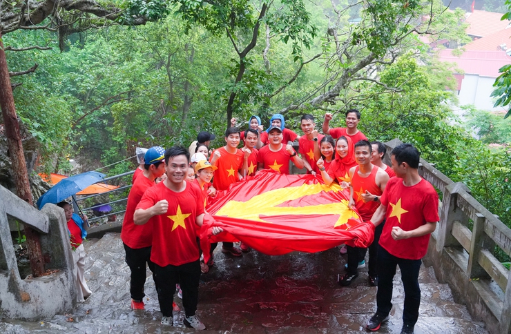 HÀNH TRÌNH NIỀM TIN TỪ ĐỈNH NÚI THẦY- Ảnh 10.