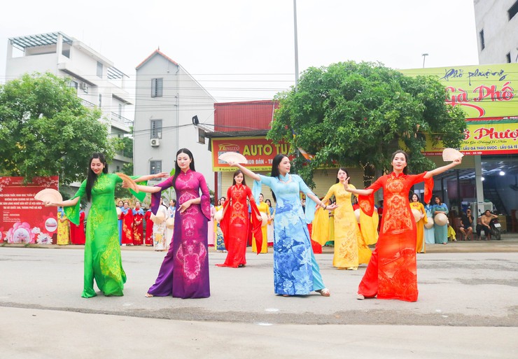 SẮC MÀU PHỤ NỮ QUỐC OAI MỞ MÀN ẤN TƯỢNG CHUỖI HOẠT ĐỘNG LỄ HỘI CHÙA THẦY 2026- Ảnh 29.