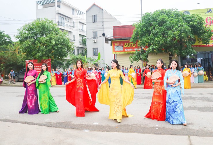 SẮC MÀU PHỤ NỮ QUỐC OAI MỞ MÀN ẤN TƯỢNG CHUỖI HOẠT ĐỘNG LỄ HỘI CHÙA THẦY 2026- Ảnh 30.