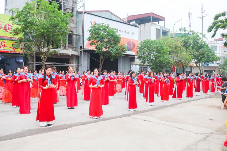 SẮC MÀU PHỤ NỮ QUỐC OAI MỞ MÀN ẤN TƯỢNG CHUỖI HOẠT ĐỘNG LỄ HỘI CHÙA THẦY 2026- Ảnh 34.