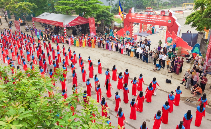 SẮC MÀU PHỤ NỮ QUỐC OAI MỞ MÀN ẤN TƯỢNG CHUỖI HOẠT ĐỘNG LỄ HỘI CHÙA THẦY 2026- Ảnh 38.