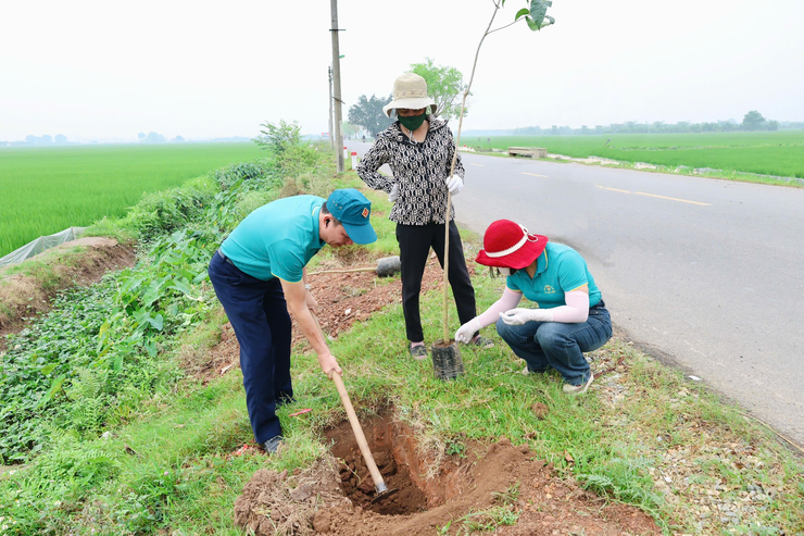 YÊN LÃNG PHÁT ĐỘNG TRỒNG CÂY XANH CHUNG TAY XÂY DỰNG XÃ “ XANH – SẠCH – ĐẸP – VĂN MINH”- Ảnh 5.