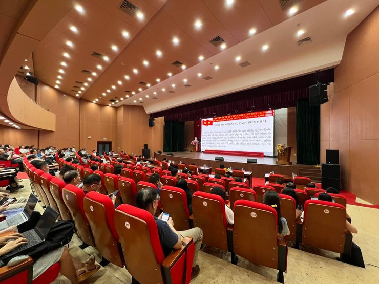 ĐẢNG ỦY PHƯỜNG CẦU GIẤY TIẾP SÓNG HỘI NGHỊ TOÀN QUỐC QUÁN TRIỆT NGHỊ QUYẾT HỘI NGHỊ LẦN THỨ HAI BCH TRUNG ƯƠNG ĐẢNG KHÓA XIV- Ảnh 2.