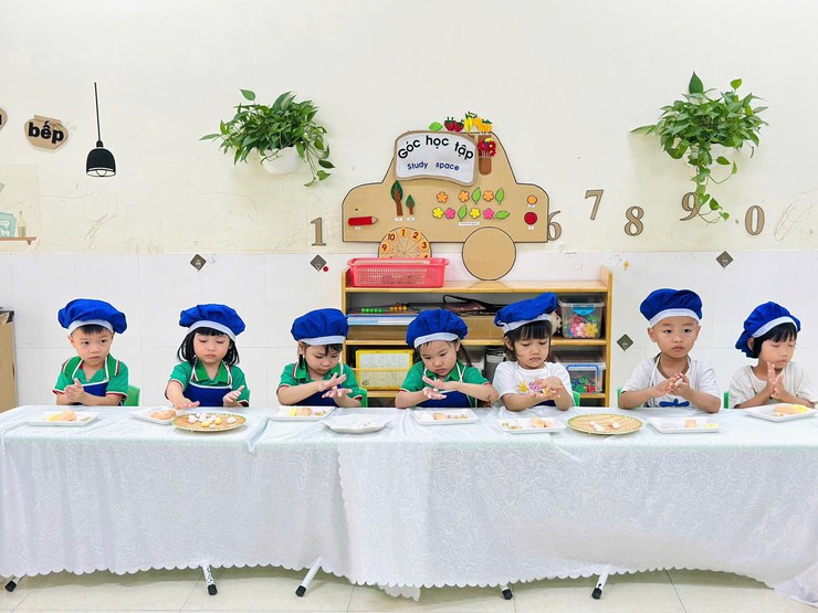 Rộn ràng hoạt động trải nghiệm Tết Hàn thực tại các trường mầm non- Ảnh 6.