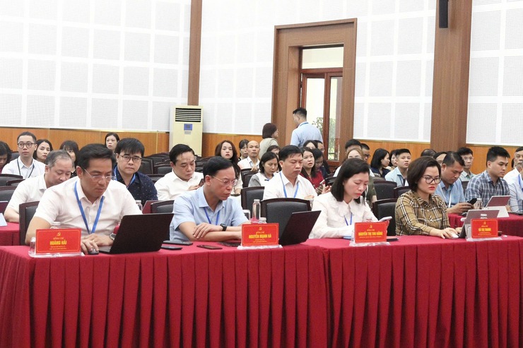 Quyết tâm xây dựng nền hành chính trong sạch, vững mạnh- Ảnh 1.