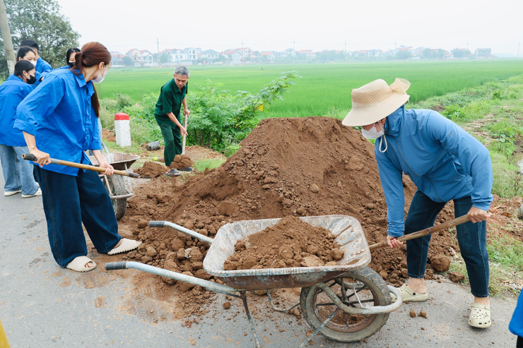 YÊN LÃNG PHÁT ĐỘNG TRỒNG CÂY XANH CHUNG TAY XÂY DỰNG XÃ “ XANH – SẠCH – ĐẸP – VĂN MINH”- Ảnh 8.