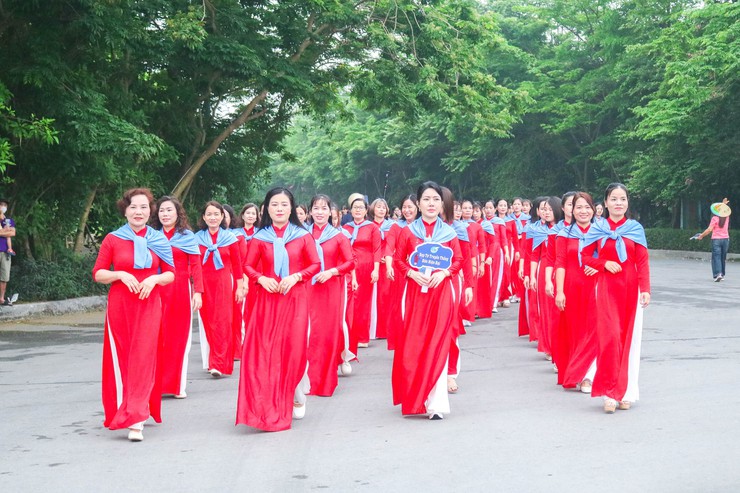 SẮC MÀU PHỤ NỮ QUỐC OAI MỞ MÀN ẤN TƯỢNG CHUỖI HOẠT ĐỘNG LỄ HỘI CHÙA THẦY 2026- Ảnh 11.