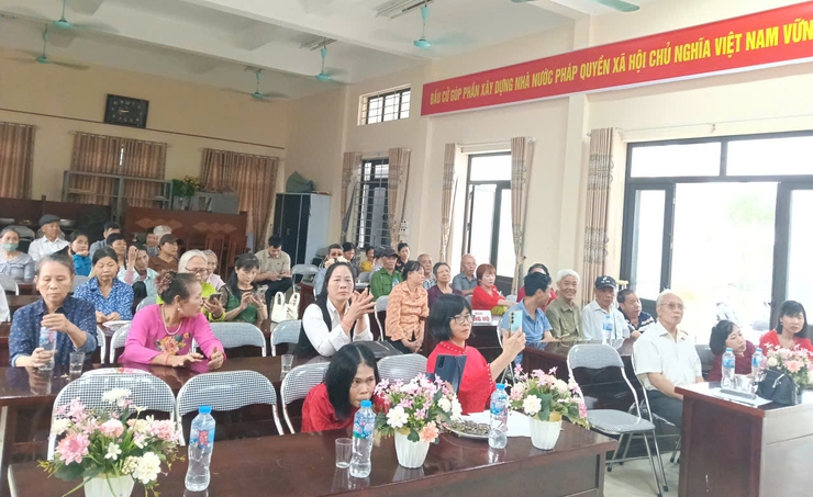 Ứng Hòa kỷ niệm 28 năm Ngày Người khuyết tật Việt Nam (18/4/1998 – 18/4/2026), ia tư vấn pháp luật cho gần 100 hội viên .- Ảnh 3.