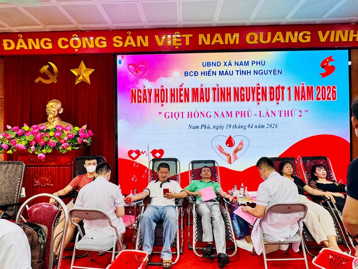 "Giọt hồng Nam Phù" 2026: Hiến giọt máu đào - thắp sáng hy vọng- Ảnh 20.