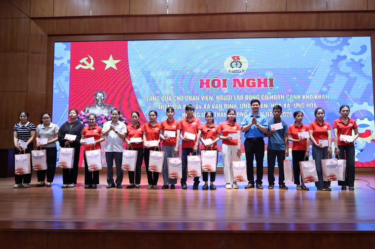 Vân Đình tổ chức các hoạt động hưởng ứng Tháng Công nhân và Tháng hành động về ATVSLĐ năm 2026- Ảnh 6.