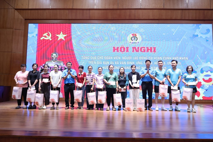Vân Đình tổ chức các hoạt động hưởng ứng Tháng Công nhân và Tháng hành động về ATVSLĐ năm 2026- Ảnh 8.