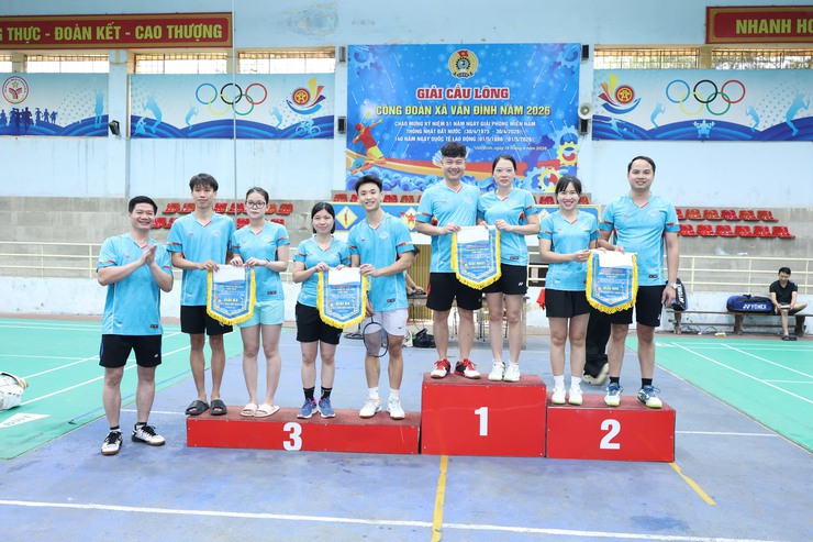 Công đoàn xã Vân Đình sôi nổi tổ chức Giải cầu lông năm 2026- Ảnh 5.
