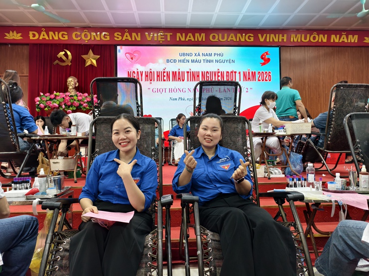 "Giọt hồng Nam Phù" 2026: Hiến giọt máu đào - thắp sáng hy vọng- Ảnh 12.
