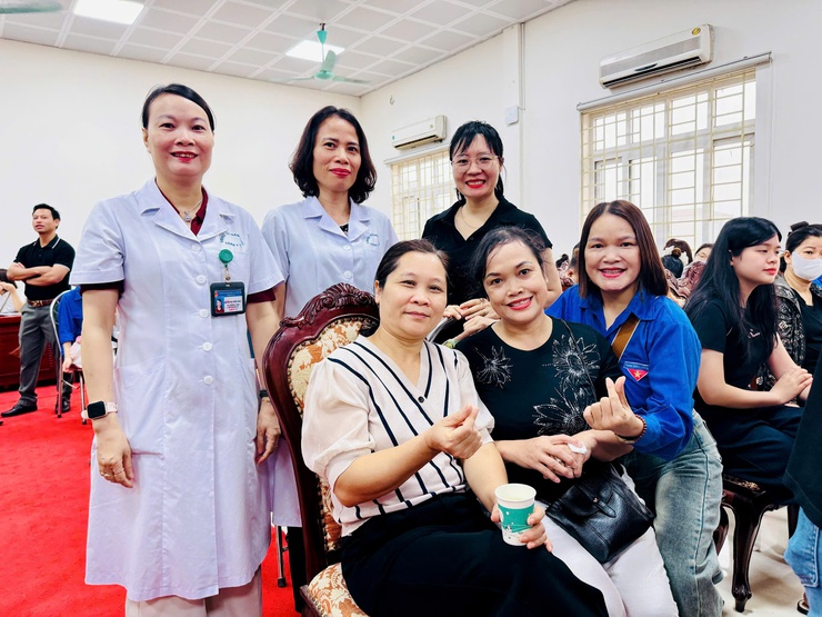 "Giọt hồng Nam Phù" 2026: Hiến giọt máu đào - thắp sáng hy vọng- Ảnh 17.