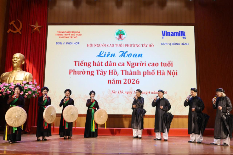 Lan tỏa giá trị truyền thống từ Liên hoan Tiếng hát dân ca Người cao tuổi phường Tây Hồ- Ảnh 8.