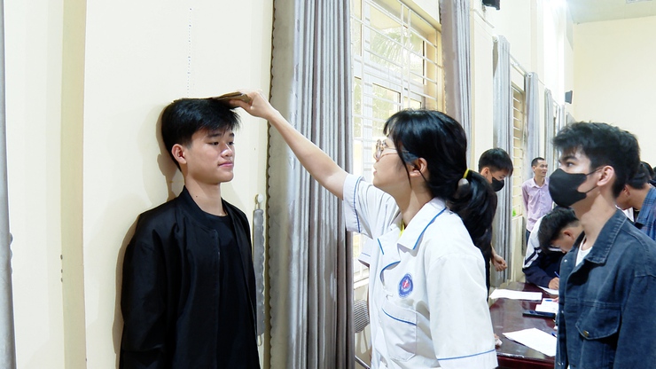 Xã Ứng Hòa 239 nam, nữ thanh niên đăng ký nghĩa vụ quân sự tuổi 17, chuẩn bị cho công tác tuyển quân năm 2027- Ảnh 3.