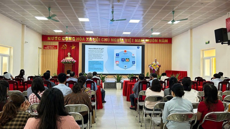 PHƯỜNG TƯƠNG MAI TỔ CHỨC TẬP HUẤN NGHIỆP VỤ HANOIWORK – BÀN LÀM VIỆC SỐ THỐNG NHẤT CHO CÁN BỘ- Ảnh 2.