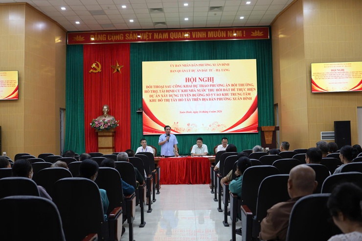 Phường Xuân Đỉnh tổ chức Hội nghị đối thoại sau công khai dự thảo phương án bồi thường, hỗ trợ, tái định cư dự án xây dựng tuyến đường số 5- Ảnh 1.