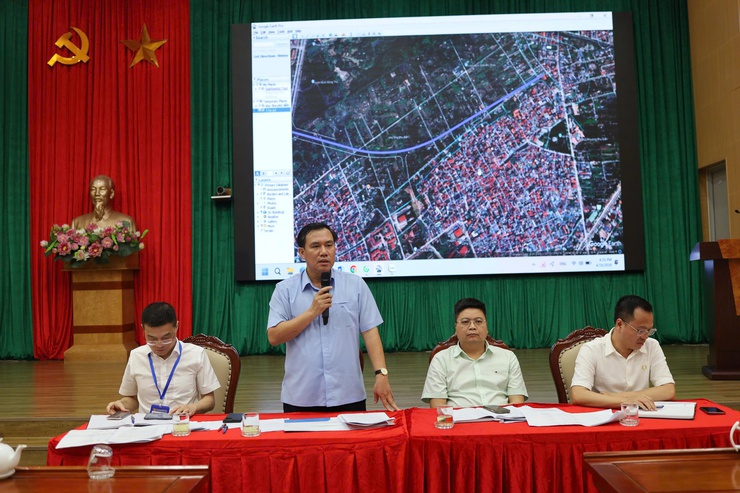 Phường Xuân Đỉnh tổ chức Hội nghị đối thoại sau công khai dự thảo phương án bồi thường, hỗ trợ, tái định cư dự án xây dựng tuyến đường số 5- Ảnh 3.