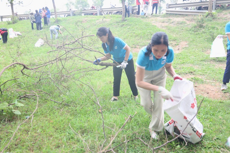 XÃ VĨNH THANH RA QUÂN HƯỞNG ỨNG NGÀY TRÁI ĐẤT 2026 – LAN TỎA HÀNH ĐỘNG VÌ MÔI TRƯỜNG XANH- Ảnh 21.