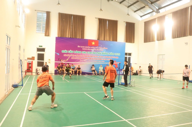 200 vận động viên tranh tài Giải Cầu lông các câu lạc bộ xã Phù Đổng năm 2026- Ảnh 2.